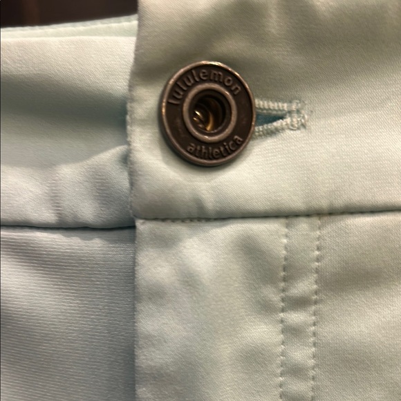 NWOT‎ Lululemon Athletica Blue and Green Bermuda Shorts Tailored Fit - Picture 2 of 8